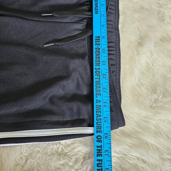 Adidas Women's Black Essentials 3-Stripes Tricot Pants Size: M - Picture 4 of 12
